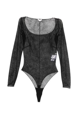 haut-chic-noir-aw25