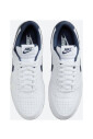 low-cut-leather-sneaker