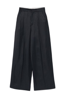 blue-pleated-trousers-with-pockets