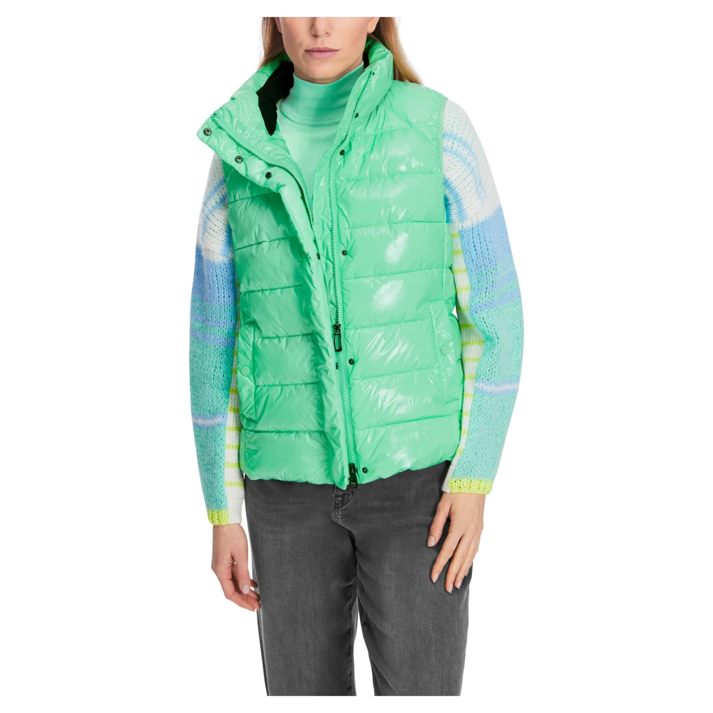 Marc Cain Glanzende Gewatteerde Vest met Opstaande Kraag Green Dames