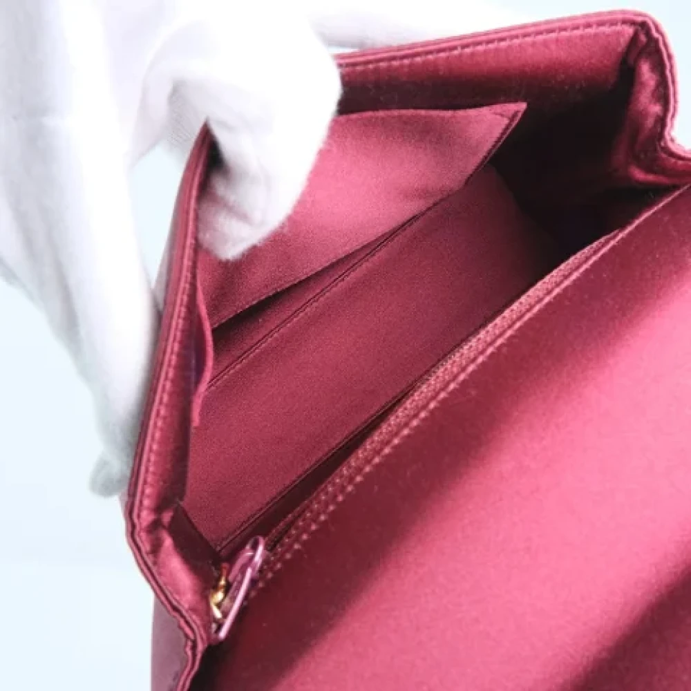 Chanel Vintage Pre-owned Canvas shoulder-bags Red Dames