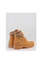 lace-up-boots