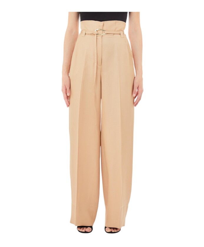 style-de-mode-en-melange-lin