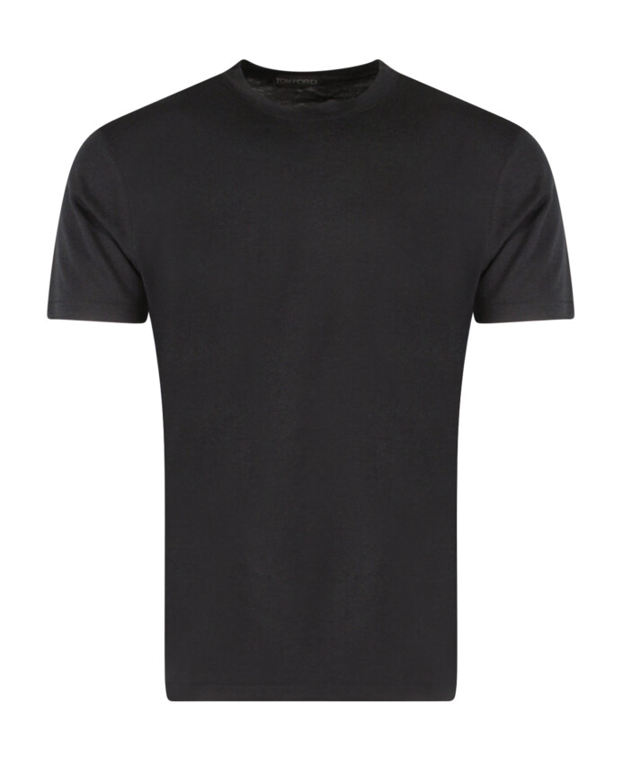 embroidered-logo-black-t-shirts-and-polos