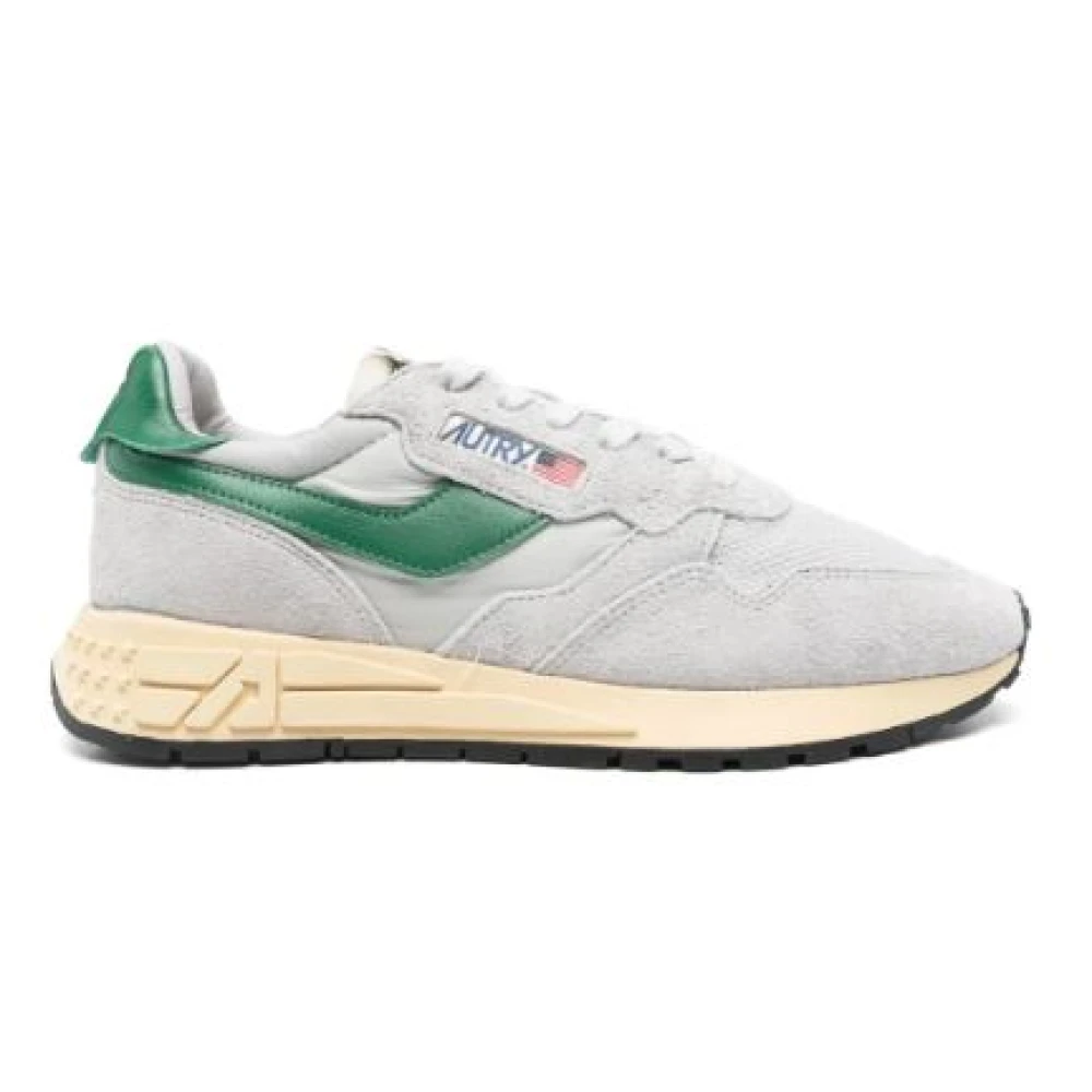 Autry Grijze Leren Sneakers met Logodetail Heren Schoenen Grijs