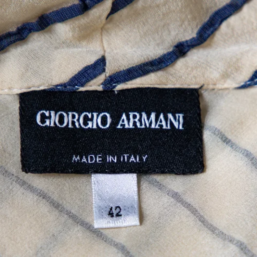 Armani Pre-owned Silk tops Beige Dames