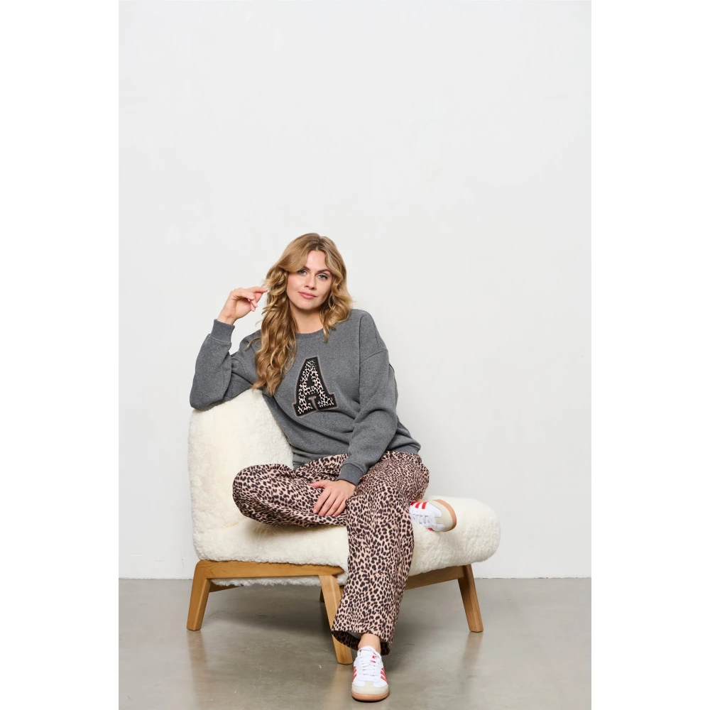 &Co Woman Grijze Sanna Sweater met Artwork Gray Dames