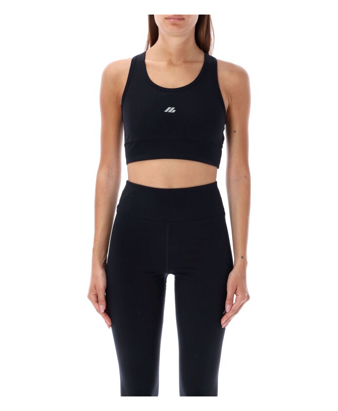 zwart-actief-bovenkleding-met-racerback-ontwerp