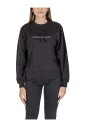 pull-en-coton-noir-classique