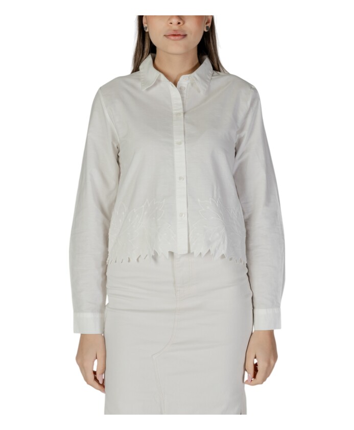 chemise-blanche-en-coton-a-boutons