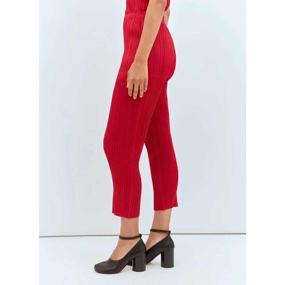 Issey Miyake Geplooide Korte Broek Red Dames