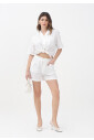 shorts-de-plage-en-lin-blanc-avec-taille-a-cordon