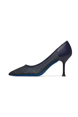 Pumps i lackläder och trikå