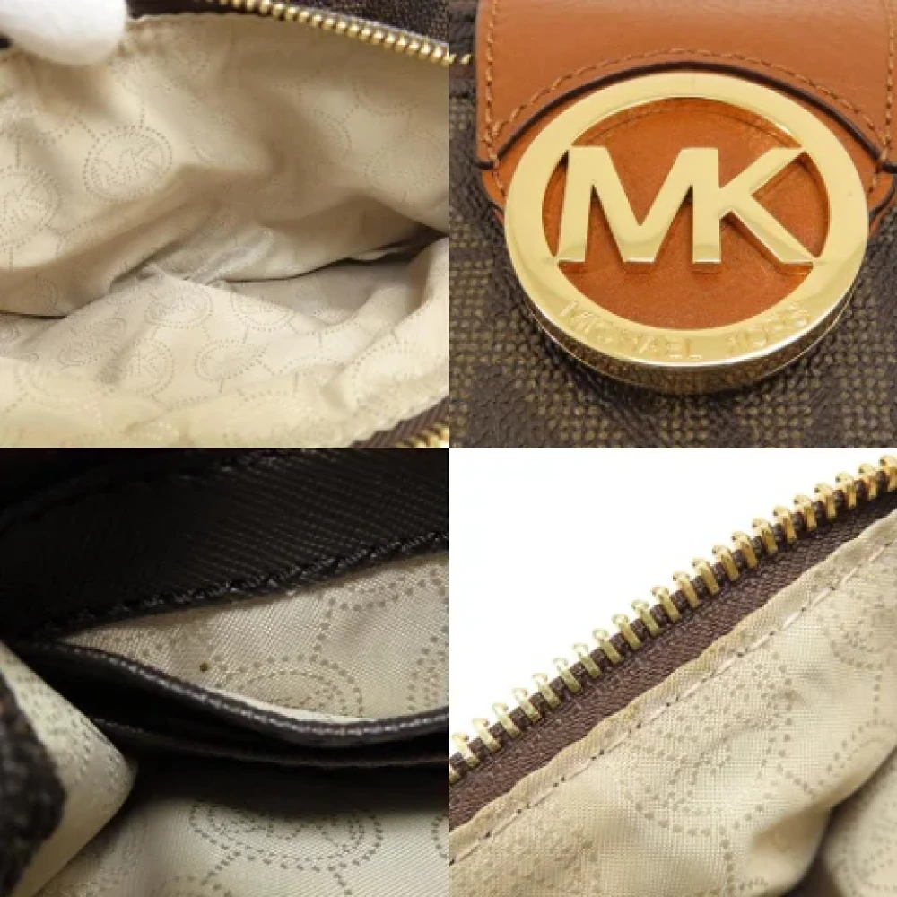 Michael Kors Pre-owned Fabric shoulder-bags Brown Dames
