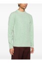 pull-en-tricot-decontracte