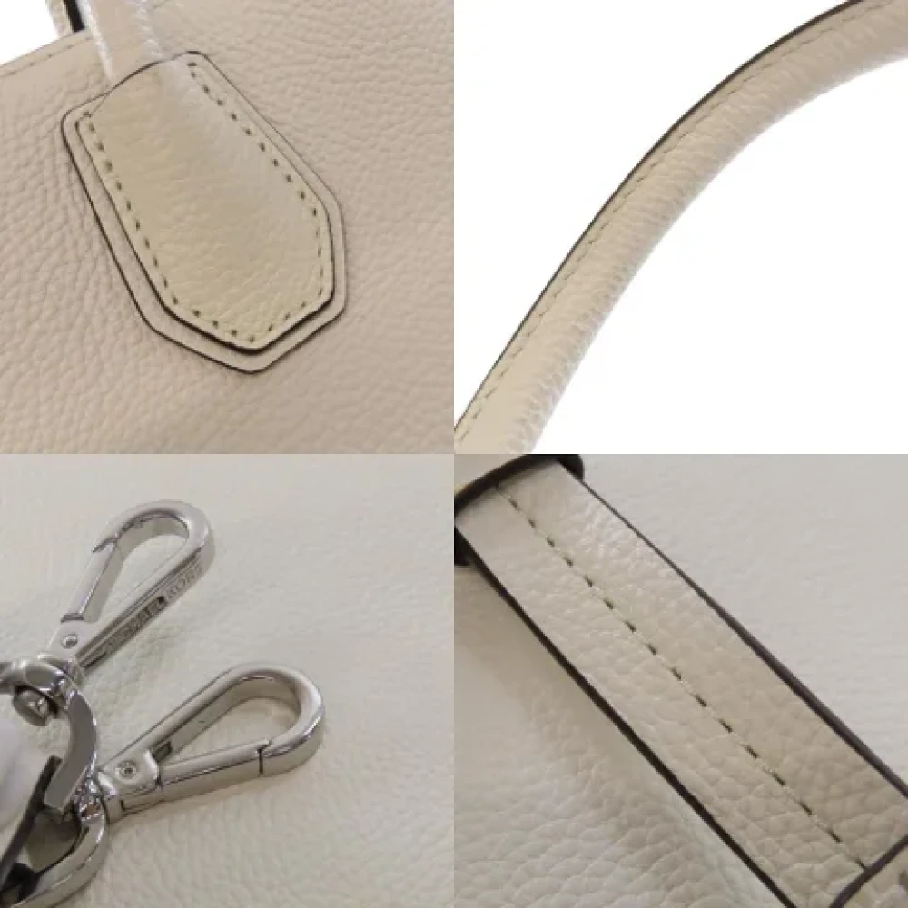 Michael Kors Pre-owned Leather shoulder-bags White Dames