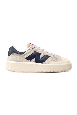 stylish-sneakers-for-everyday-wear