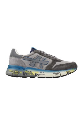 sneakers-casual-bleues-en-materiaux-de-qualite