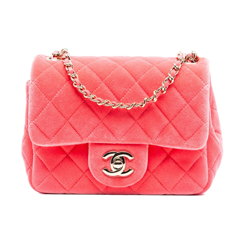 Chanel Vintage Women's Pink Pre-Owned Quilted Velvet Flap Bag