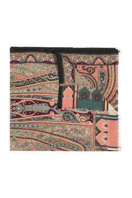 patterned-scarf