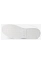 baskets-blanches-en-cuir-avec-logo