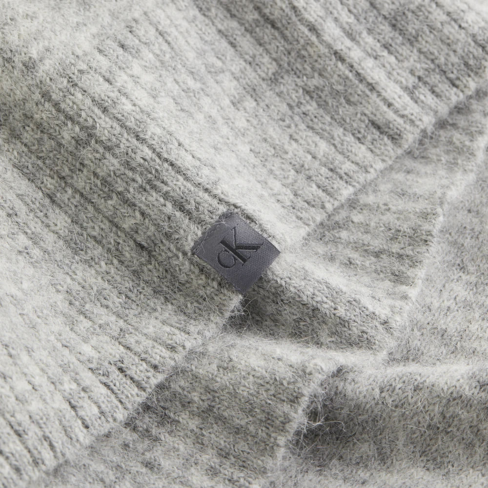 Calvin Klein Grijze Geborstelde Trui V-Hals Mouwloos Gray Dames