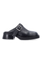 mules-en-cuir-noir-a-boucle-fermee