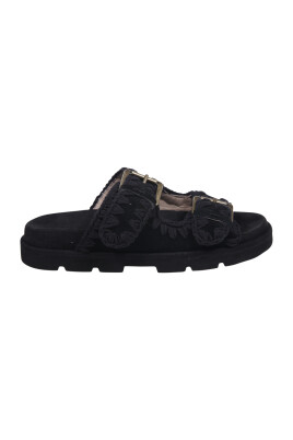 black-bio-sandal-with-two-buckles