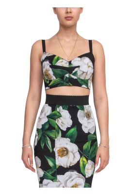 gardenia-sleeveless-top-with-heart-neckline