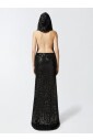robe-longue-sans-manches-brodee-de-sequins
