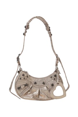 studded-leather-city-bag