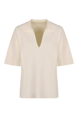 v-neck-knit-blouse