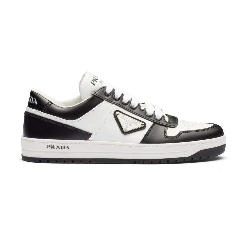 Prada Witte Sneakers met Driehoekig Logo