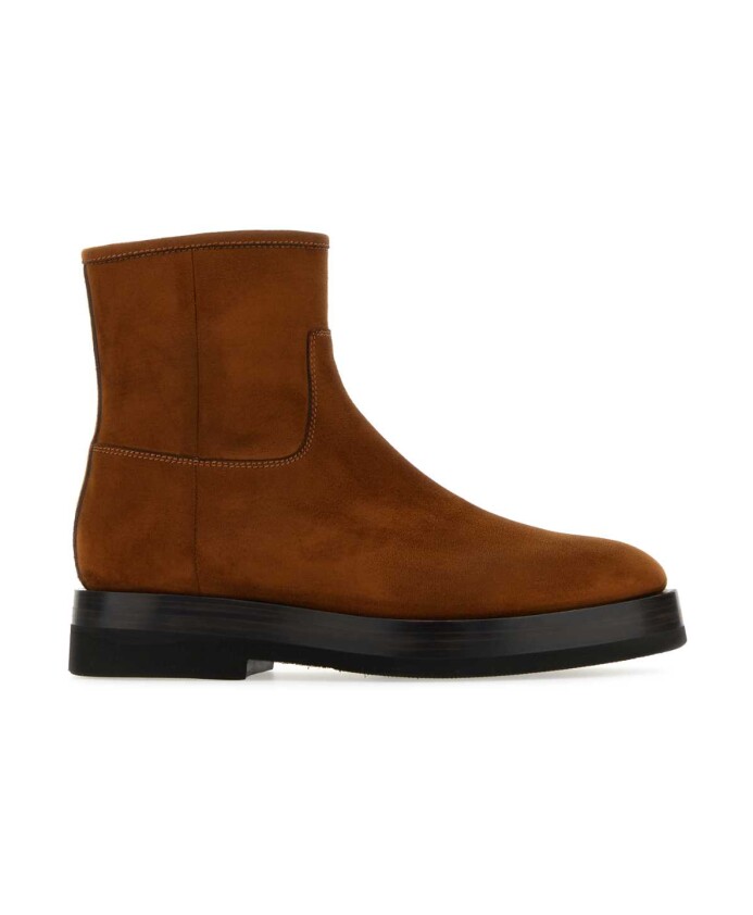 bottines-caramel-en-daim