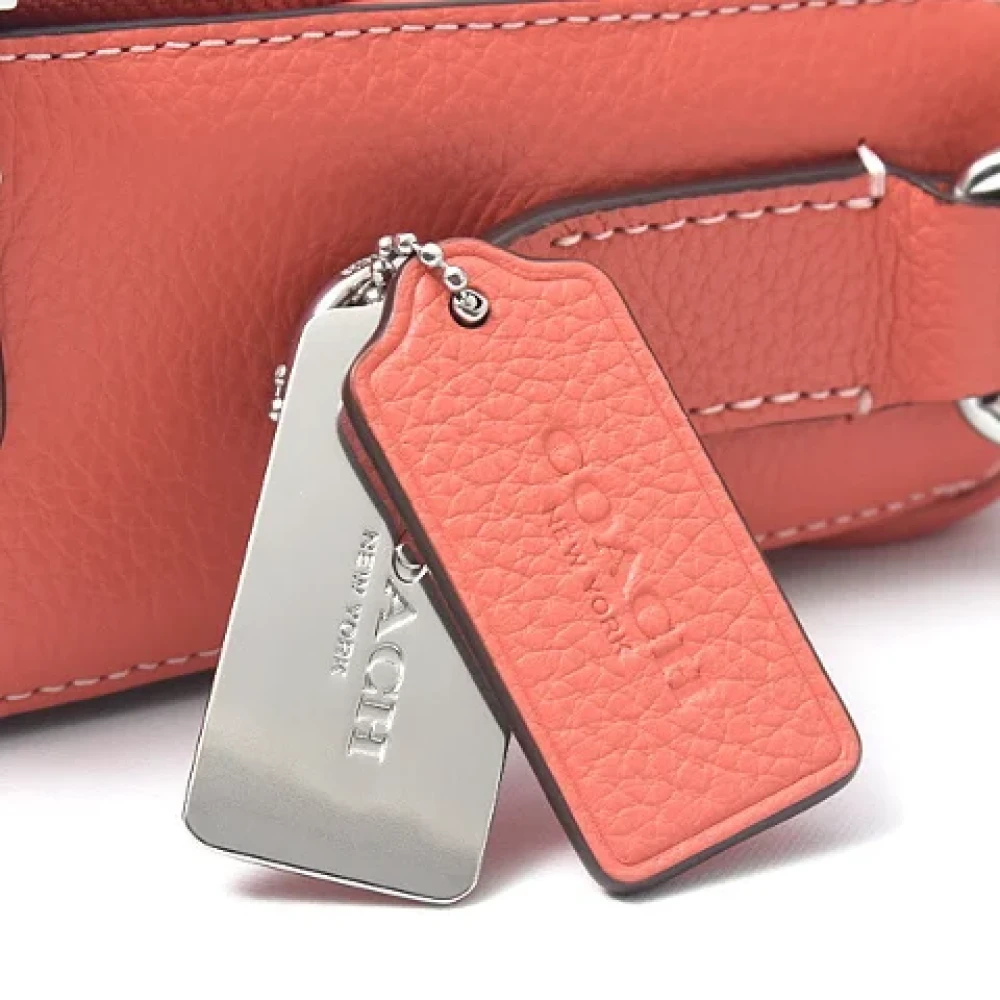 Coach Pre-owned Canvas shoulder-bags Pink Dames