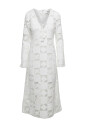 robe-blanche-brodee-col-en-v