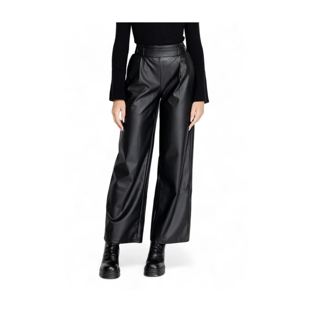 Jacqueline de Yong Zwarte Faux Leren Wijde Pijp Broek Black Dames