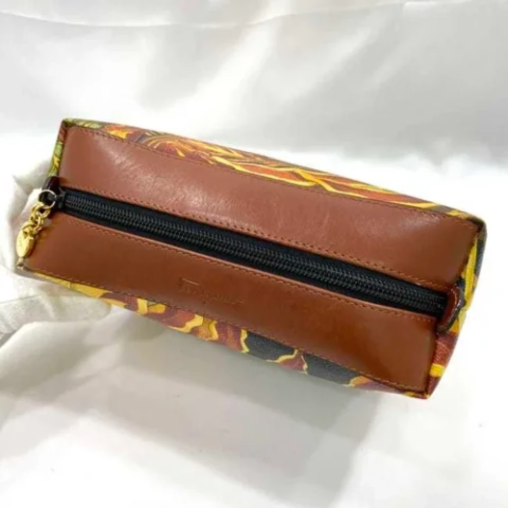 Salvatore Ferragamo Pre-owned Leather clutches Multicolor Dames