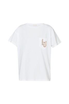 crew-neck-t-shirt-with-pocket
