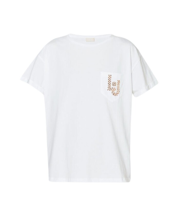 white-crew-neck-t-shirt-with-pocket