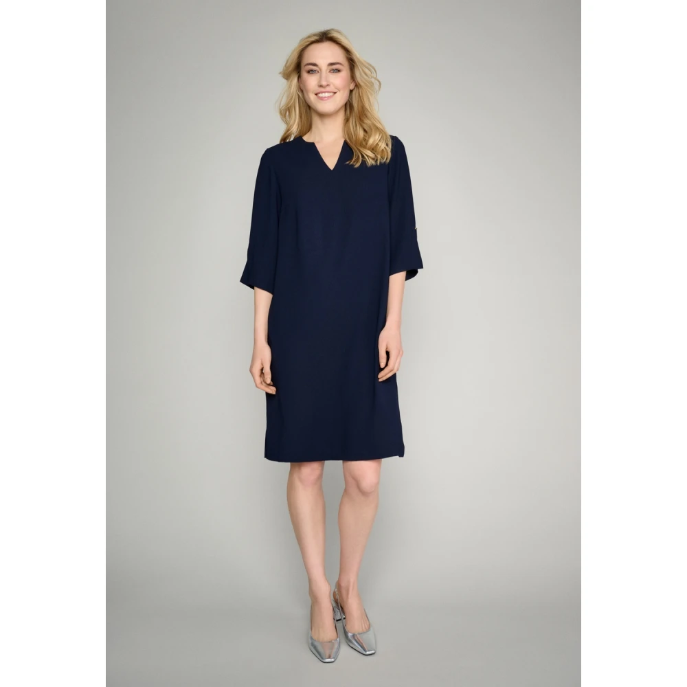 Marie Méro Elegante Blauwe V-Hals Jurk Blue Dames
