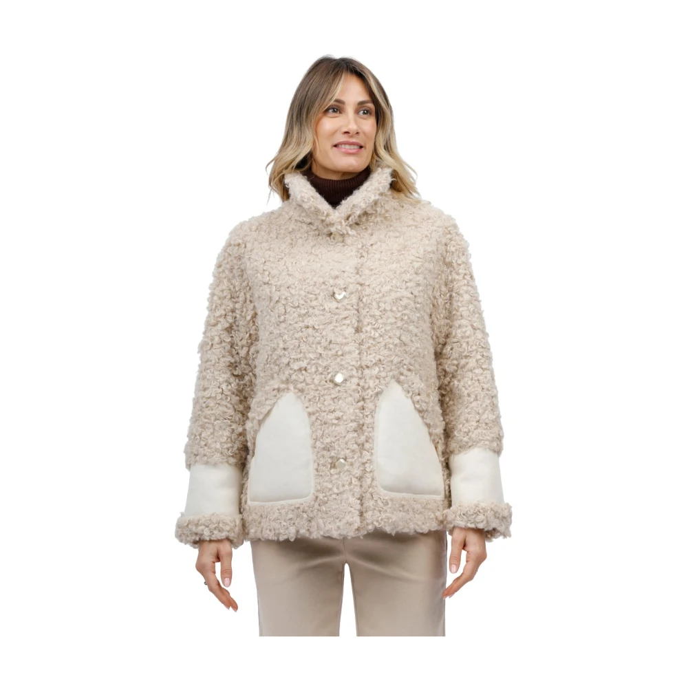 Diego M Ecomontone jas met suède details en juweelknopen Beige Dames