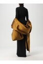 robe-longue-elegante-en-or