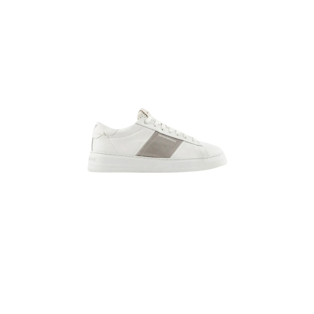 Emporio Armani Basic Sneakers - Högkvalitativt läder, stiliga och bekväma White, Herr