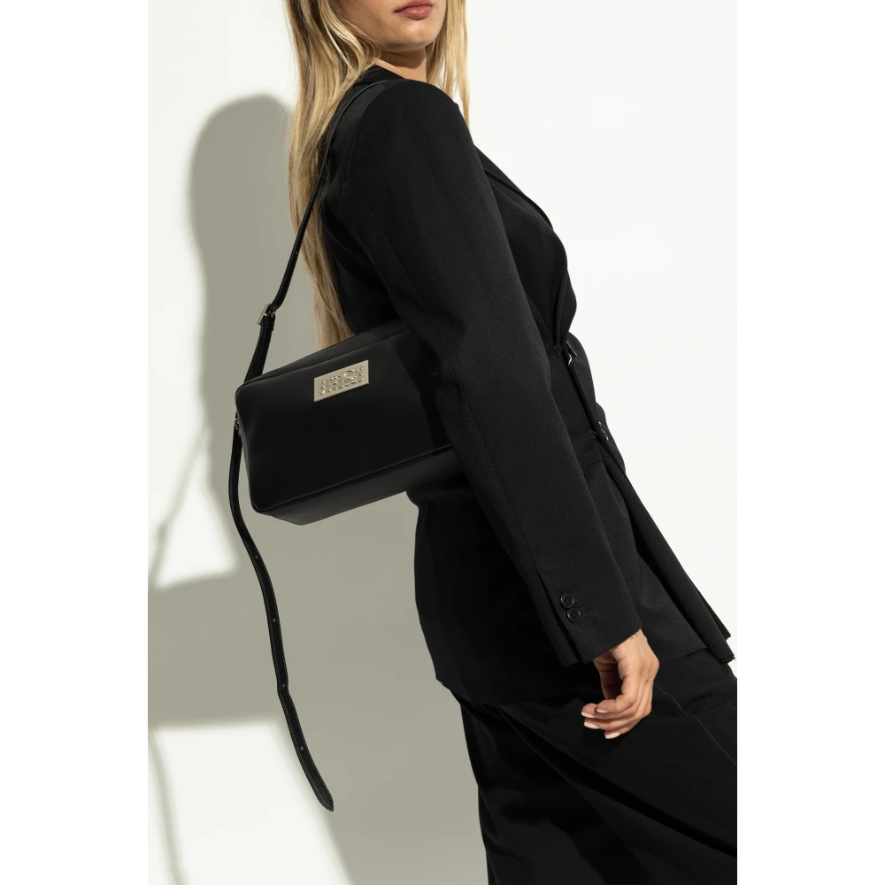 MM6 Maison Margiela Schoudertas 5AC Black Unisex