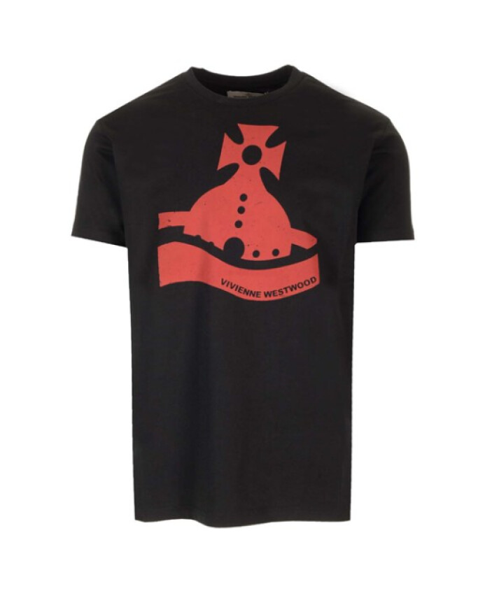black-t-shirts-and-polos