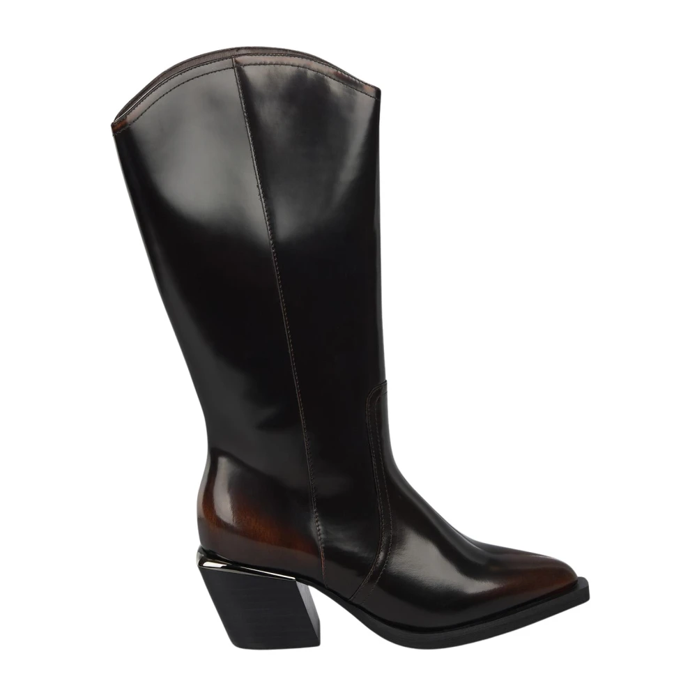 Alma En Pena Vrouw Bruin Halfhoge Laars Met Hak