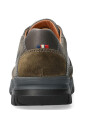 chaussure-a-lacets-decontractee-et-confortable