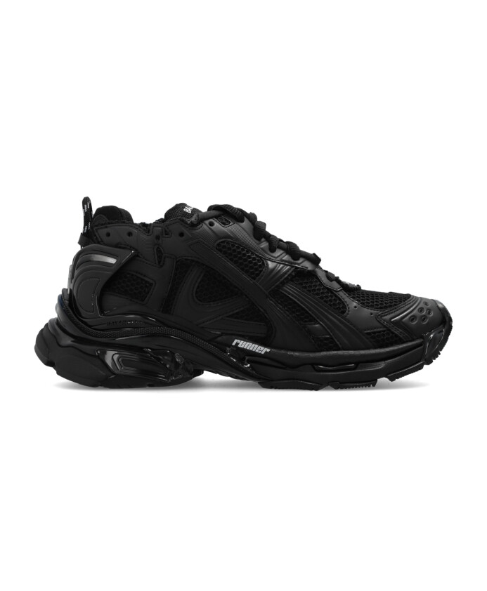 runner-sneakers