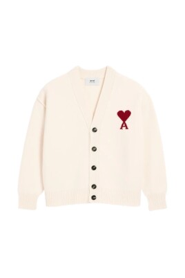 cardigan-feutre-pour-un-look-elegant